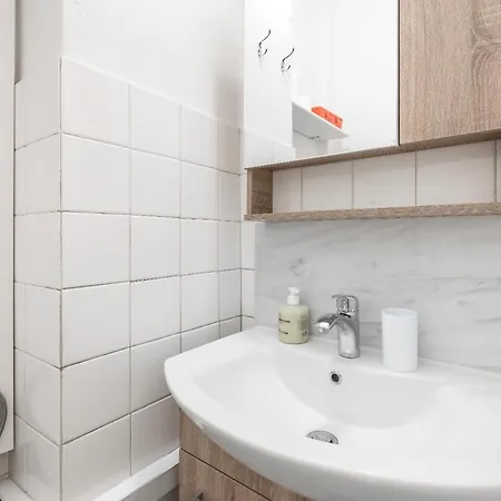 Apartment Polikseni Rhodes City